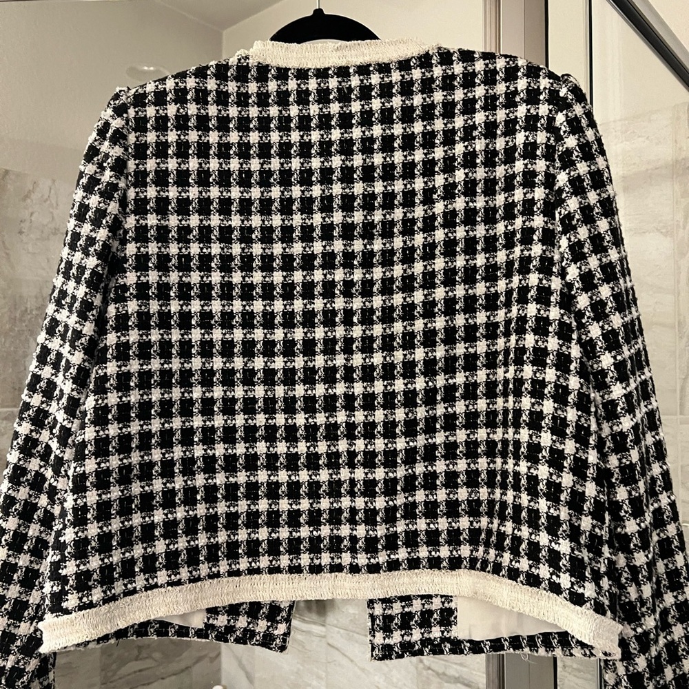 Tahari Black and White Houndstooth Blazer - Picture 7 of 11